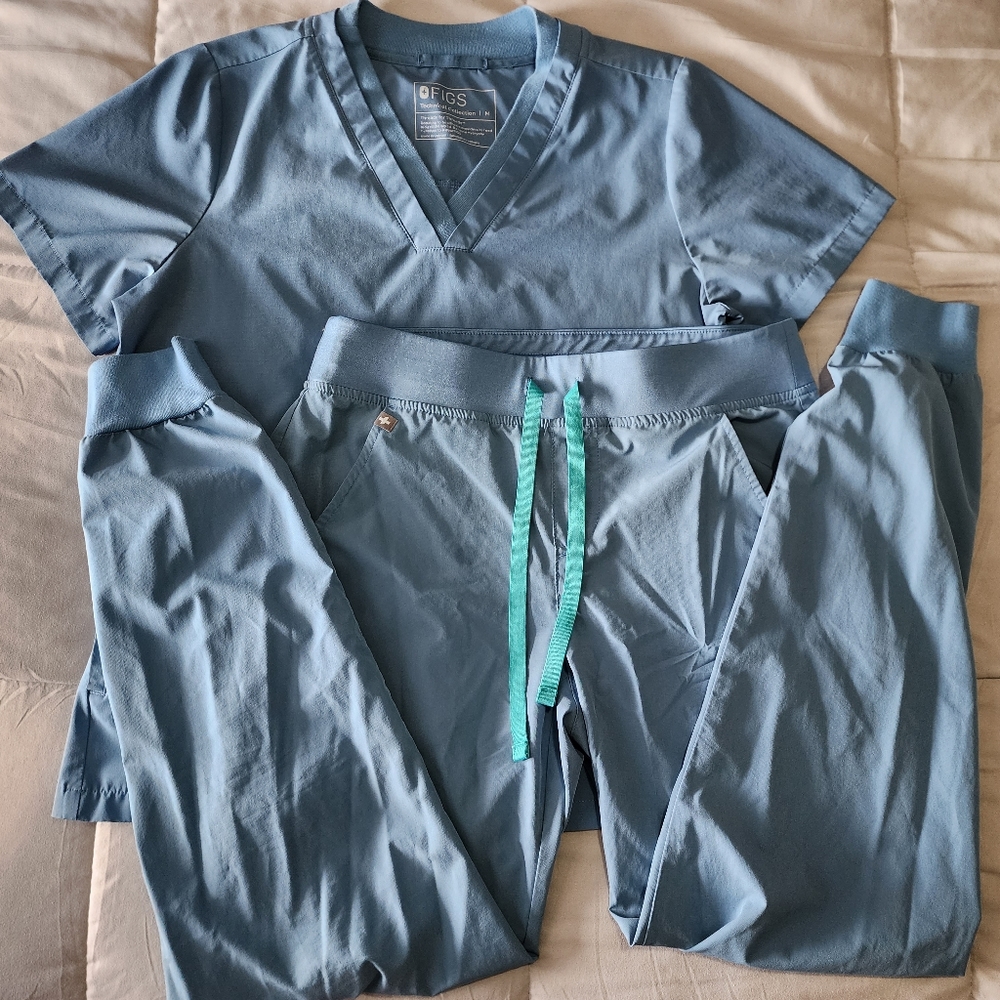 Figs Scrubs